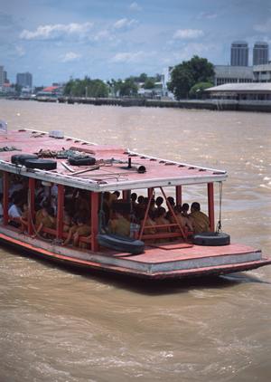 横浜市営地下鉄センター南駅に近い便利なビジネスホテル|東横INN横浜市営地下鉄センター南駅の魅力と施設詳細